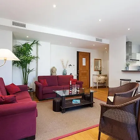 Beautiful 2-Bedroom Apt In A High-End Residence Near The Palais *