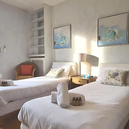 Beautiful 2-Bedroom Apt In A High-End Residence Near The Palais Lejlighed *