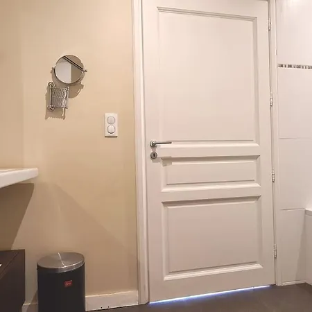 Beautiful 2-Bedroom Apt In A High-End Residence Near The Palais