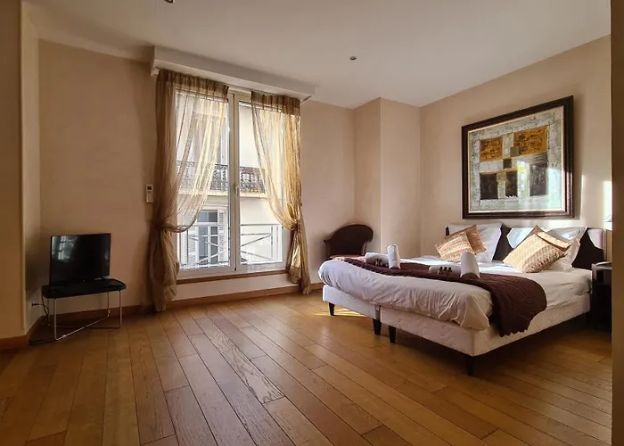 아파트 Beautiful 2-Bedroom Apt In A High-End Residence Near The Palais 칸느