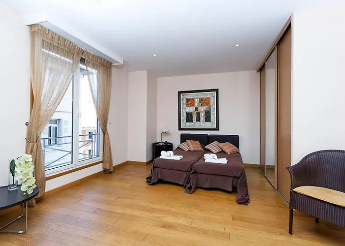 Beautiful 2-Bedroom Apt In A High-End Residence Near The Palais 아파트 칸느