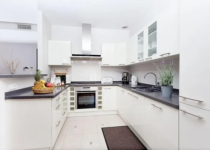 아파트 Beautiful 2-Bedroom Apt In A High-End Residence Near The Palais *