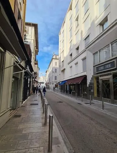 Beautiful 2-Bedroom Apt In A High-End Residence Near The Palais 아파트 칸느