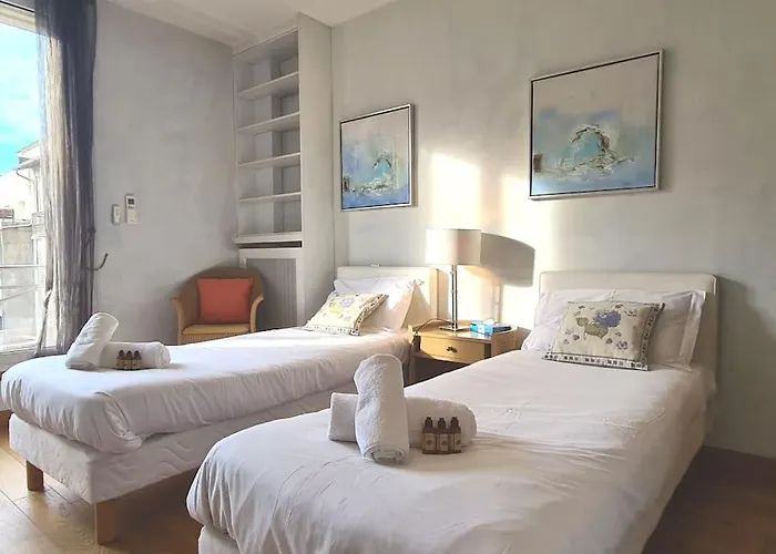 Beautiful 2-Bedroom Apt In A High-End Residence Near The Palais 아파트 *